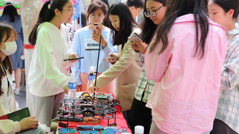 数据中台：揭秘大数据平台十大品牌背后的技术奥秘